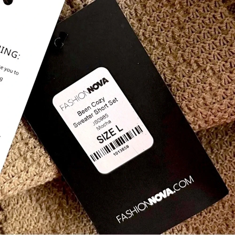 Fashion Nova Been Cozy Crop Cable Knit Sweater - Picture 5 of 7
